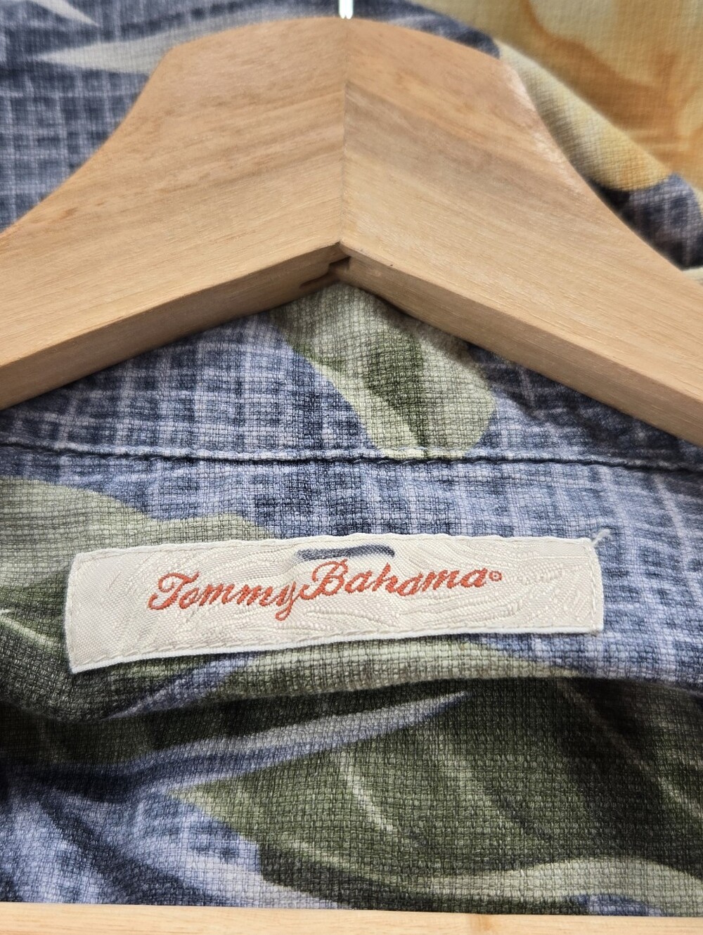 Tommy Bahama Silk Blue Shirt with Yellow Floral Print - Picture 6 of 10